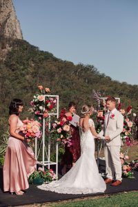 outdoor wedding ceremony under the glass house mountains