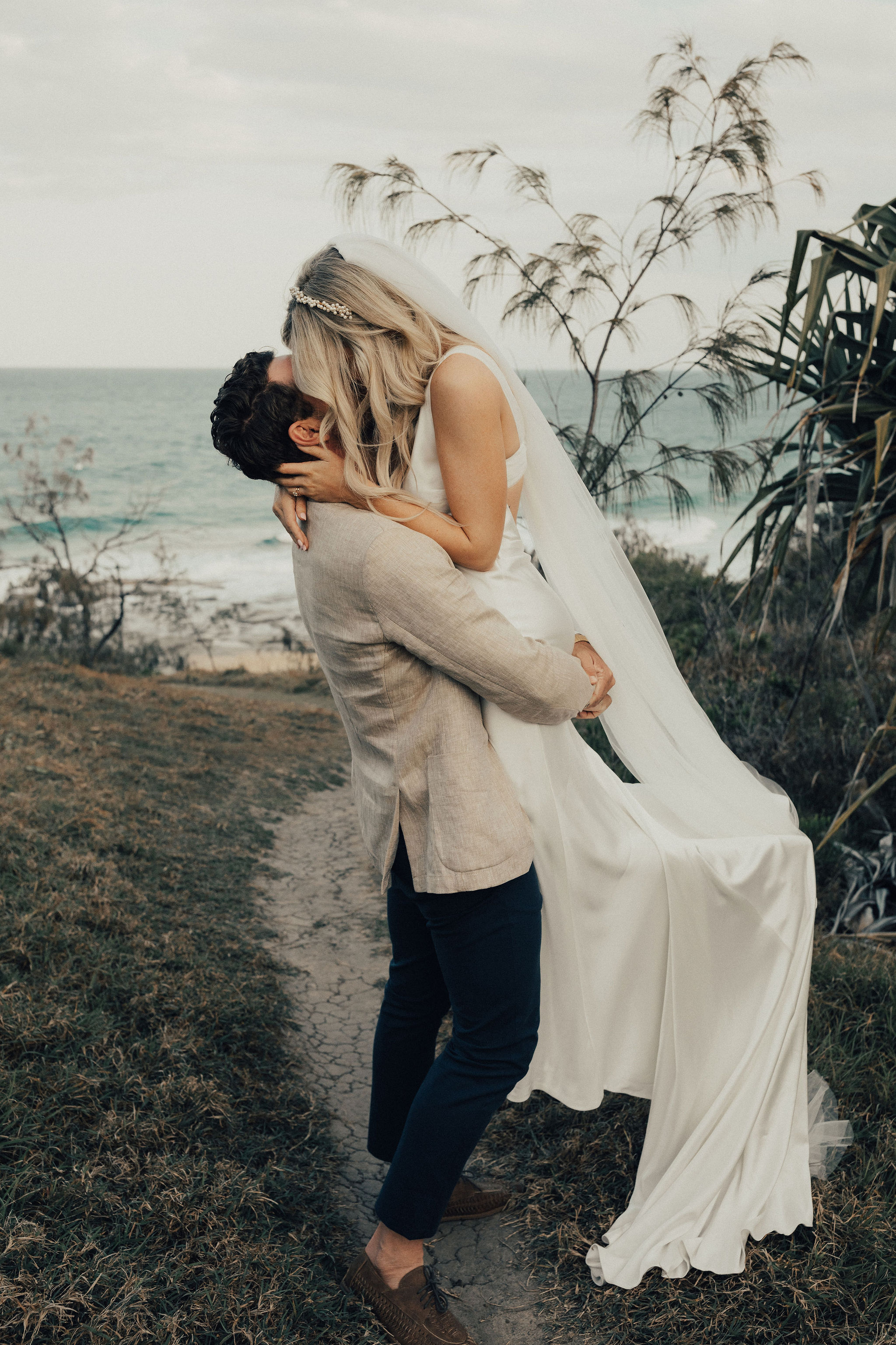 Mooloolaba Beach wedding _ Alex and Alec _ The Bride's Tree