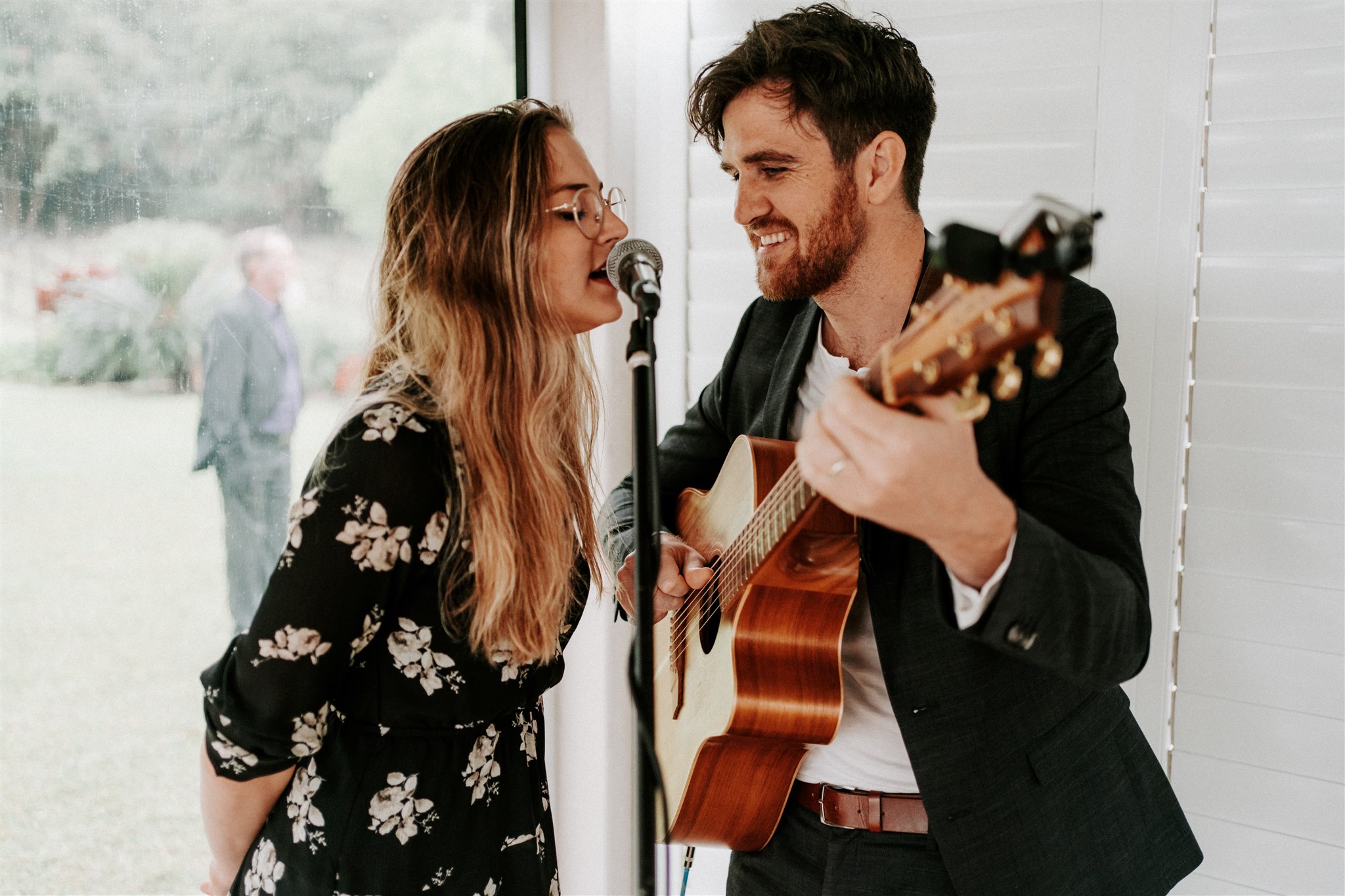 Sunshine Coast wedding singers _ Maleny wedding singers