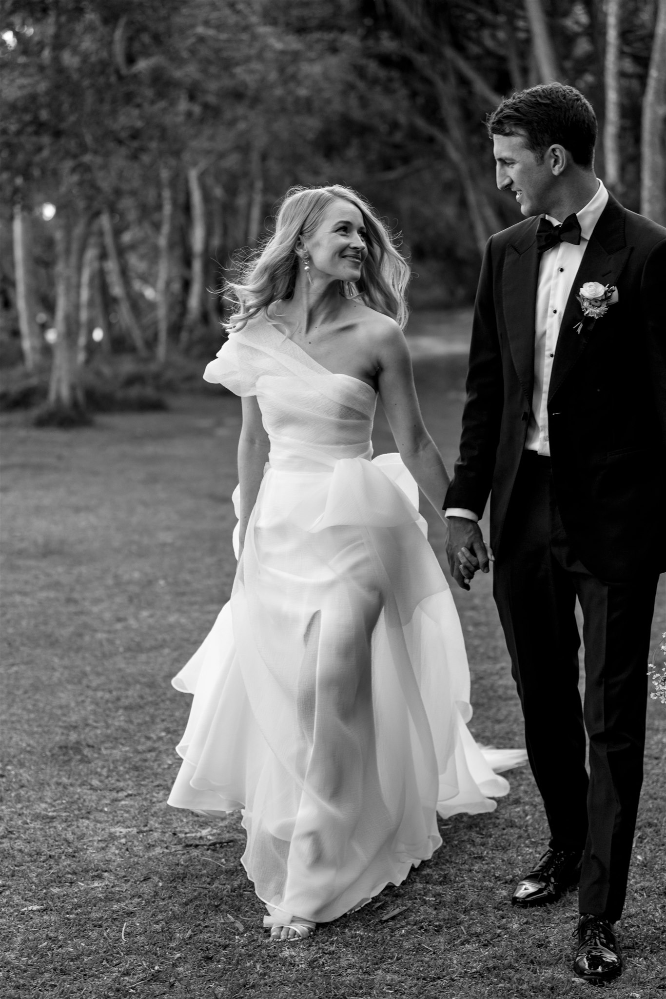 Noosa Bride and Groom. Formal Noosa Wedding | The Bride's Tree