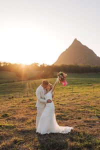 glass house mountains micro wedding sunshine coast